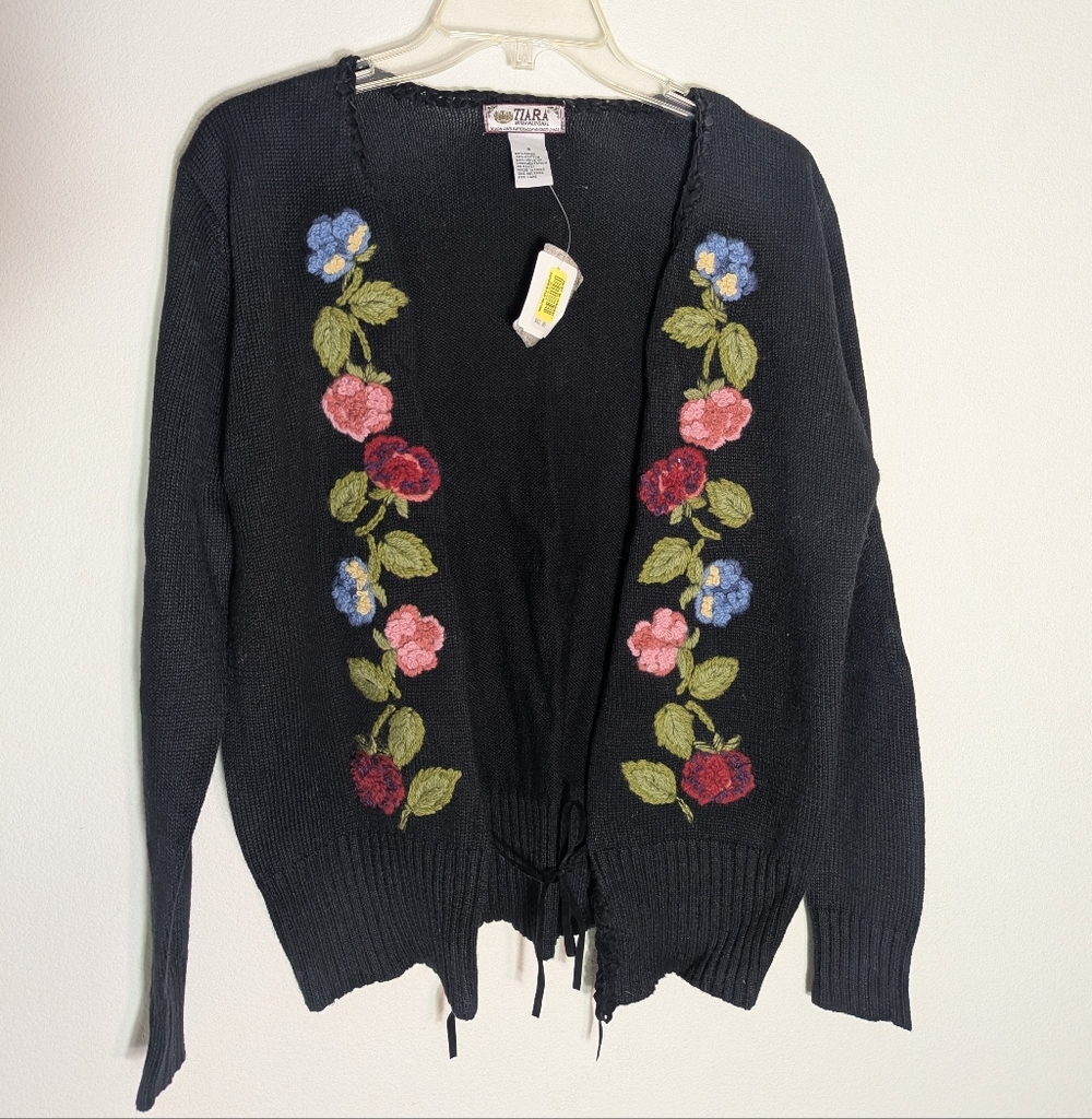 Vintage Womens Cardigan Sweater Grandmacore Granny Bloomcore 80s 90s Y2K Small